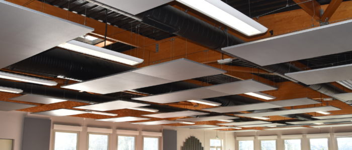 Solution acoustique pour une salle de conférence